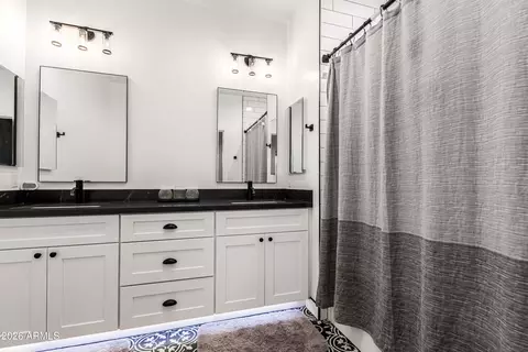 Bath - 990 N Muleshoe Rd, Apache Junction, AZ 85119 photo 1 of 2