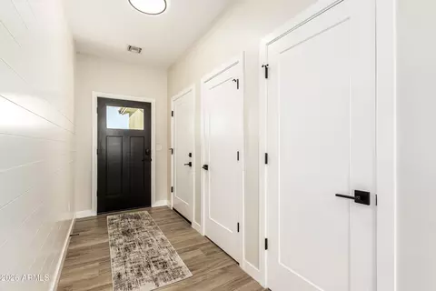 Entry Way - 990 N Muleshoe Rd, Apache Junction, AZ 85119 photo 2 of 2