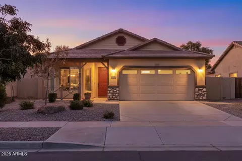 3836 S Coach House Dr, Gilbert, AZ 85297