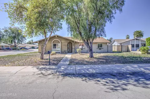 3824 W Shangri La Rd, Phoenix, AZ 85029