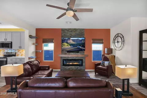 Living - 1792 S Hayley Rd, Apache Junction, AZ 85119 photo 5 of 6