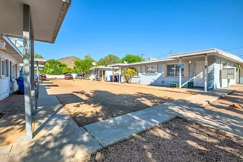 Exterior - 1410 W Cheryl Dr, Phoenix, AZ 85021 photo 2 of 8