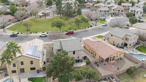 View/Area - 1810 E Milky Way, Gilbert, AZ 85295 photo 7 of 8