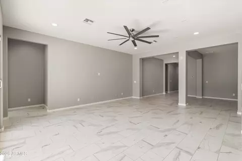 Living - 1073 E Holland Park Dr, Gilbert, AZ 85297 photo 3 of 5