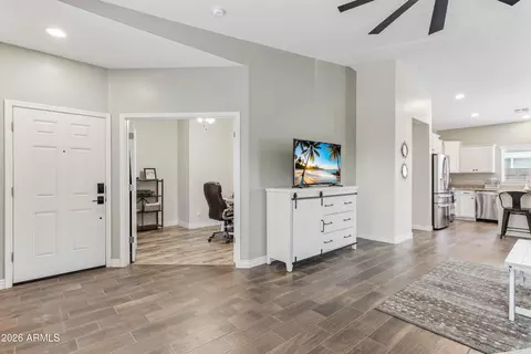 Entry Way - 2735 E Hickory St, Gilbert, AZ 85298 photo 2 of 3