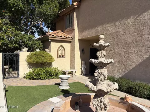 1636 E Villa Theresa Dr, Phoenix, AZ 85022