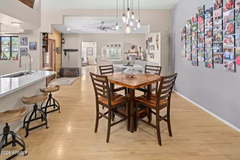 Dining - 42331 N 3rd St, Phoenix, AZ 85086 photo 4 of 7