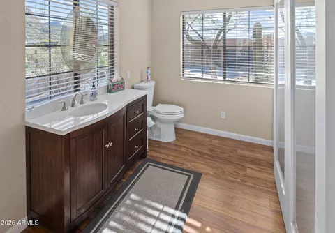 Bath - 42331 N 3rd St, Phoenix, AZ 85086 photo 4 of 4