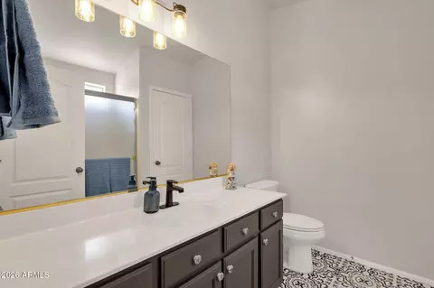 Bath - 11430 E Pronghorn Ave, Mesa, AZ 85212 photo 2 of 3