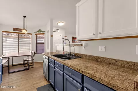 Kitchen - 11430 E Pronghorn Ave, Mesa, AZ 85212 photo 3 of 5
