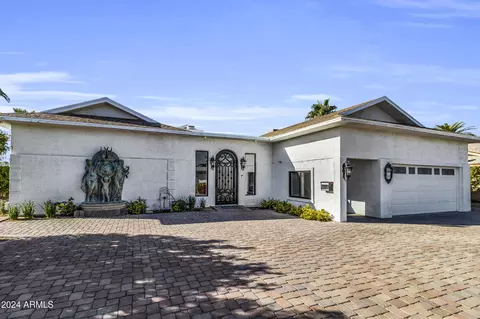 10601 W Bayside Rd, Sun City, AZ 85351