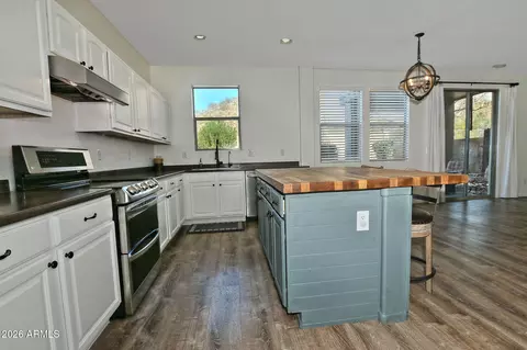 Kitchen - 1708 E Cielo Grande Ave, Phoenix, AZ 85024 photo 3 of 3