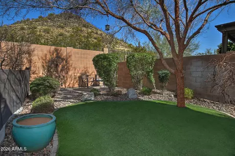 Exterior - 1708 E Cielo Grande Ave, Phoenix, AZ 85024 photo 5 of 13