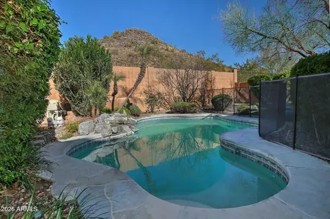 Exterior - 1708 E Cielo Grande Ave, Phoenix, AZ 85024 photo 8 of 13