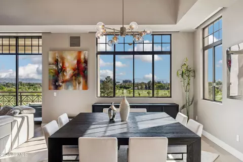 Dining - 2 Biltmore Est #309, Phoenix, AZ 85016 photo 1 of 1