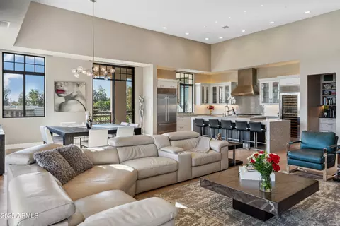 Living - 2 Biltmore Est #309, Phoenix, AZ 85016 photo 2 of 2
