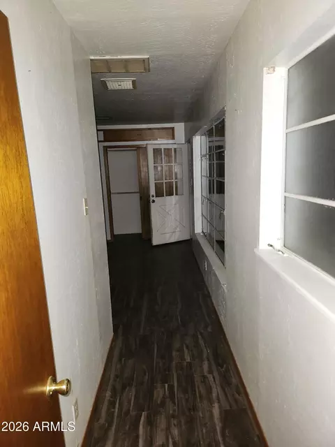 Entry Way - 2028 W Clarendon Ave, Phoenix, AZ 85015 photo 2 of 2