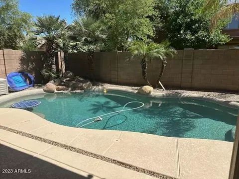 Exterior - 857 E Cathy Dr, Gilbert, AZ 85296 photo 3 of 7