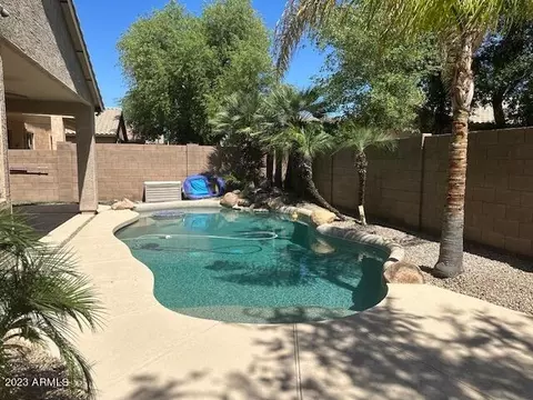 Exterior - 857 E Cathy Dr, Gilbert, AZ 85296 photo 4 of 7