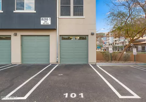 Exterior - 706 E Washington St #101, Phoenix, AZ 85034 photo 4 of 4