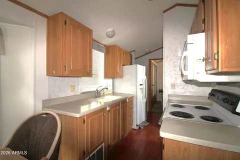 1056 S Seneca Dr, Apache Junction, AZ 85119 photo 5