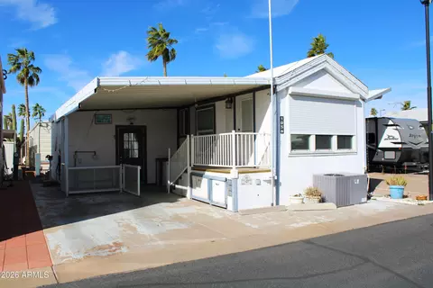 1056 S Seneca Dr, Apache Junction, AZ 85119