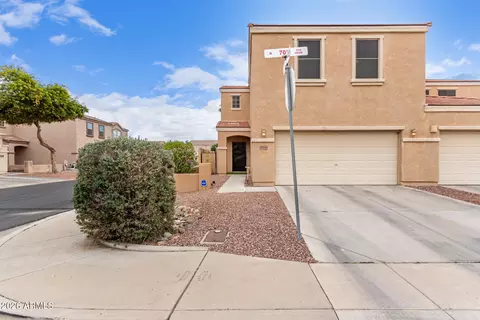 10643 N 70th Dr, Peoria, AZ 85345