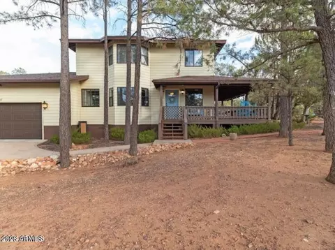 2237 W Country Club Dr, Overgaard, AZ 85933