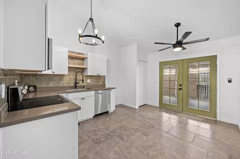 8955 W Loma Ln, Peoria, AZ 85345