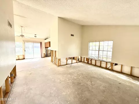 Living - 1237 E Sequoia Dr, Phoenix, AZ 85024 photo 1 of 6
