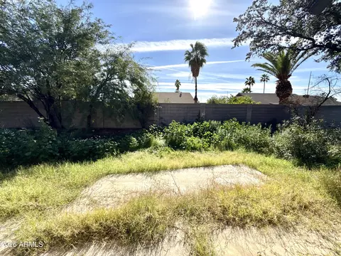 Exterior - 1237 E Sequoia Dr, Phoenix, AZ 85024 photo 4 of 4