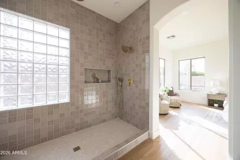 Bath - 3519 E Bridgeport Pkwy, Gilbert, AZ 85295 photo 5 of 11