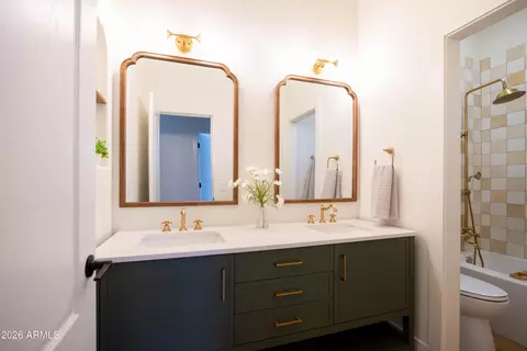 Bath - 3519 E Bridgeport Pkwy, Gilbert, AZ 85295 photo 6 of 11