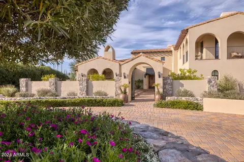 8243 N Mockingbird Ln, Paradise Valley, AZ 85253