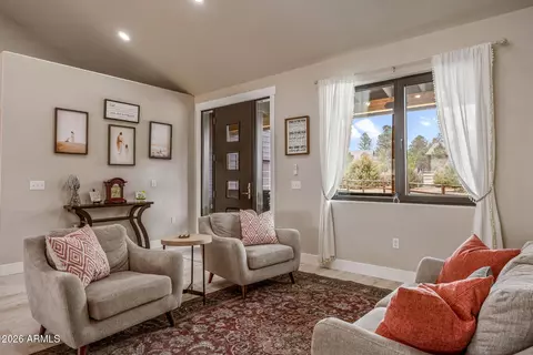 Living - 2270 Spitfire Cir, Overgaard, AZ 85933 photo 1 of 2