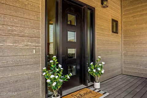 Exterior - 2270 Spitfire Cir, Overgaard, AZ 85933 photo 4 of 6