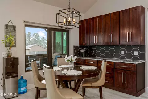 Dining - 2270 Spitfire Cir, Overgaard, AZ 85933 photo 1 of 1