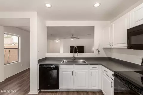 8806 S 9th St, Phoenix, AZ 85042 photo 10