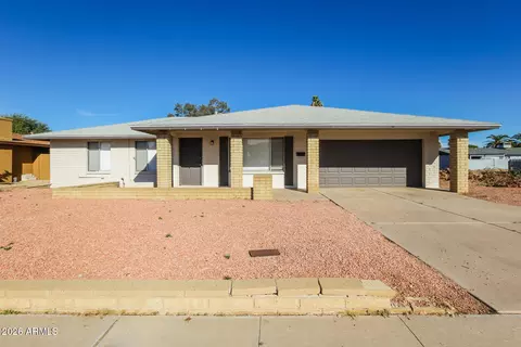 3902 W Davidson Ln, Phoenix, AZ 85051