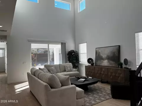 Living - 10038 S 23rd Ln, Phoenix, AZ 85041 photo 2 of 2