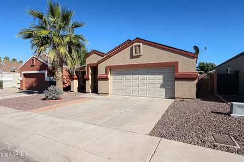 Exterior - 5621 S 5th Dr, Phoenix, AZ 85041 photo 2 of 5