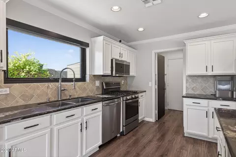 3395 E Longhorn Dr, Gilbert, AZ 85297 photo 16