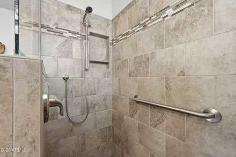 Bath - 7838 E Nopal Ave, Mesa, AZ 85209 photo 4 of 5