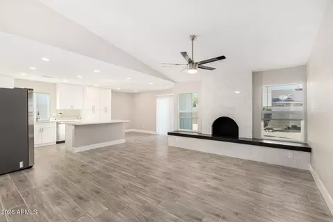 Living - 7620 W Wolf St, Phoenix, AZ 85033 photo 1 of 3