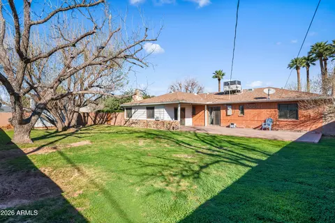 Exterior - 3601 E Fairmount Ave, Phoenix, AZ 85018 photo 7 of 9