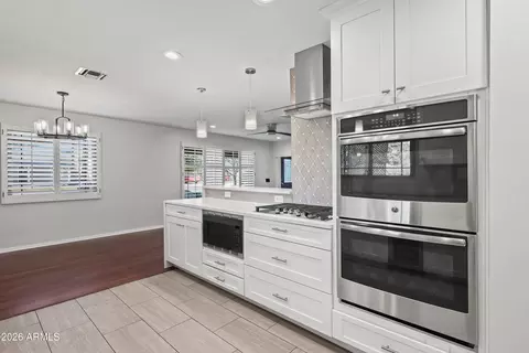 Kitchen - 3601 E Fairmount Ave, Phoenix, AZ 85018 photo 2 of 4