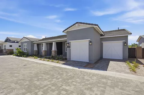 17763 W Whitefish Dr, Surprise, AZ 85388