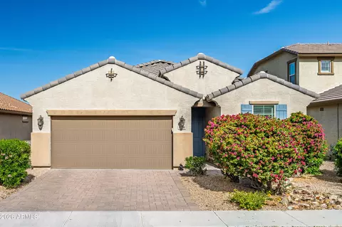 3710 E Branham Ln, Phoenix, AZ 85042