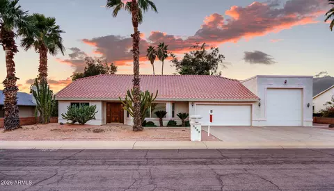 2202 N 63rd Pl, Mesa, AZ 85215