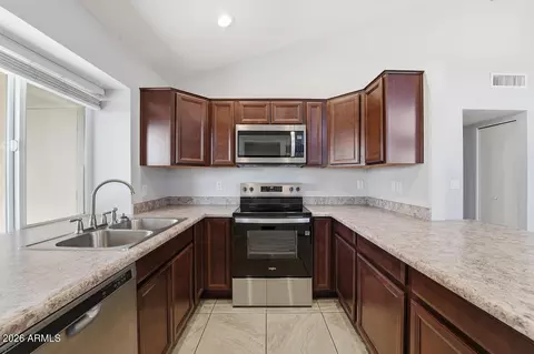 4601 N 102nd Ave #1049, Phoenix, AZ 85037